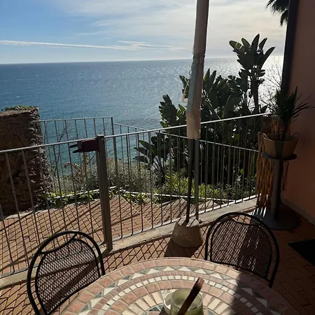 La Terrazza Sul Mare *
